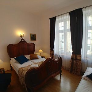 Kamer met een King Size Bed